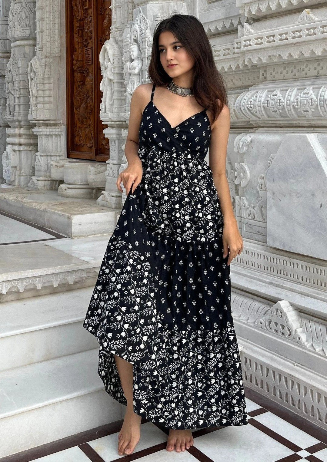 Black and White Floral Print High-Low Maxi Dress